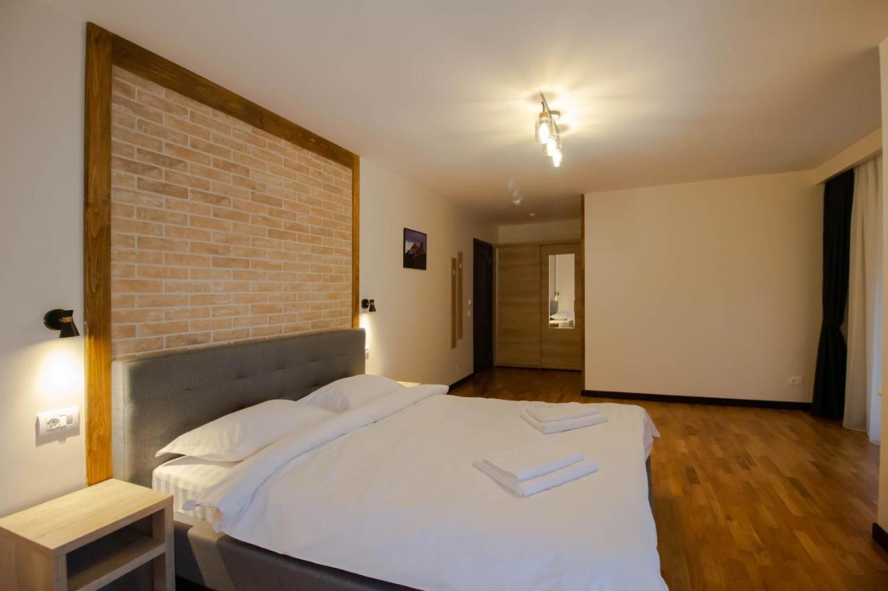 Berghaus Bucovina Hotel Campulung Moldovenesc Bagian luar foto